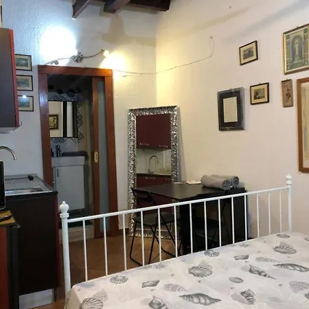 Nicolaiano Not Valid Appartement *